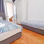 House Rosemary Vakantiehuis Komarna