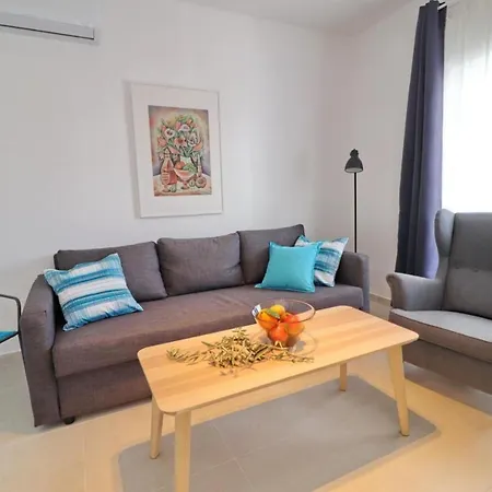 House Rosemary בית נופש