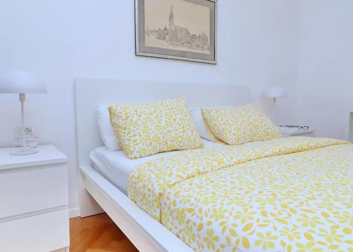 House Rosemary בית נופש *