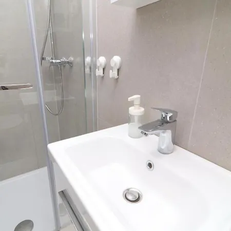 House Rosemary كومارنا