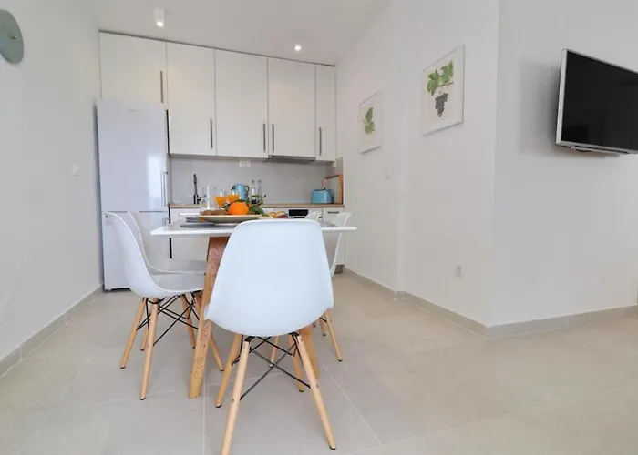 Feriehus House Rosemary *