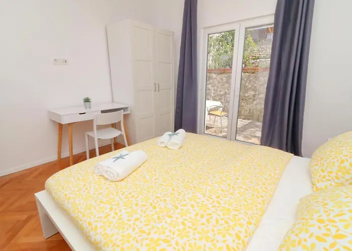 Feriehus House Rosemary